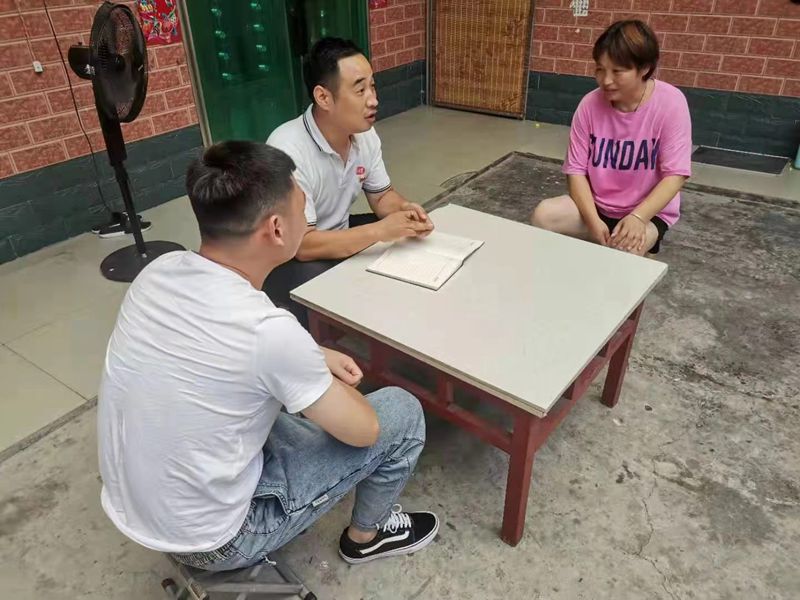 博農(nóng)乳業(yè)黨支部扎實(shí)開展“入戶訪民情、我來辦實(shí)事”活動(dòng)